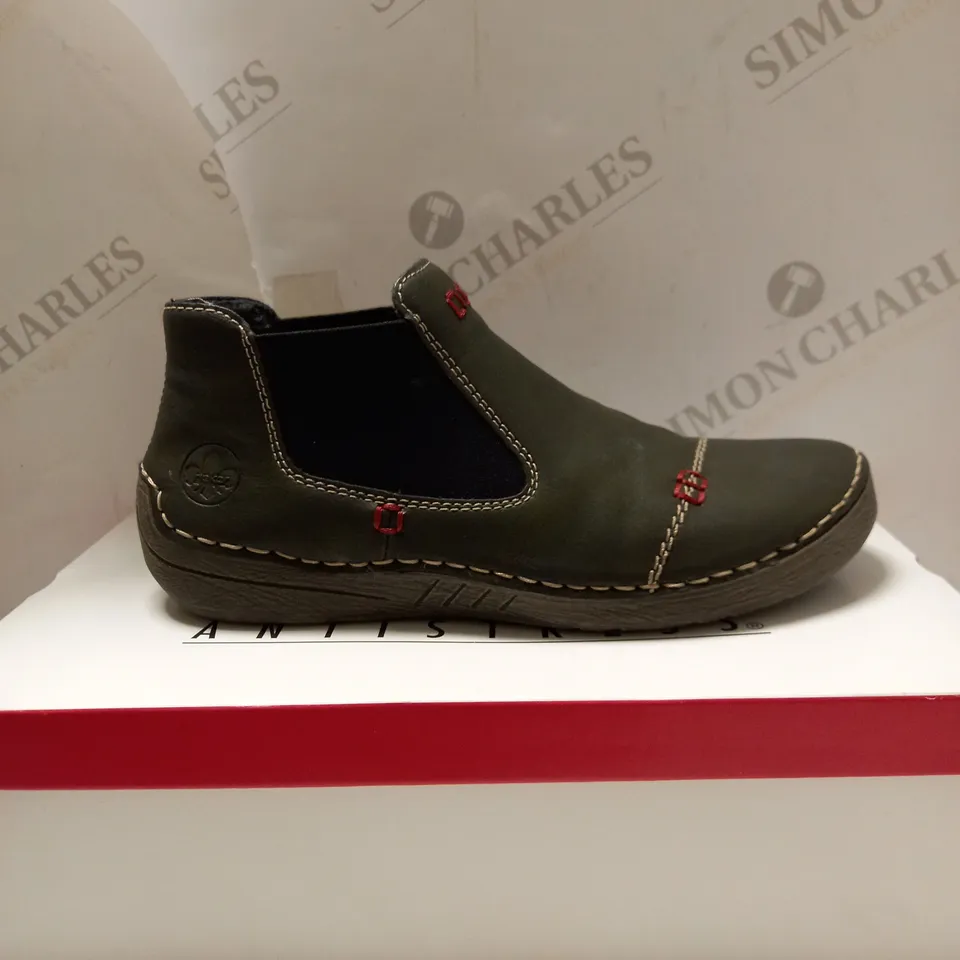 RIEKER CHELSEA GREEN BOOTIES - SIZE 6