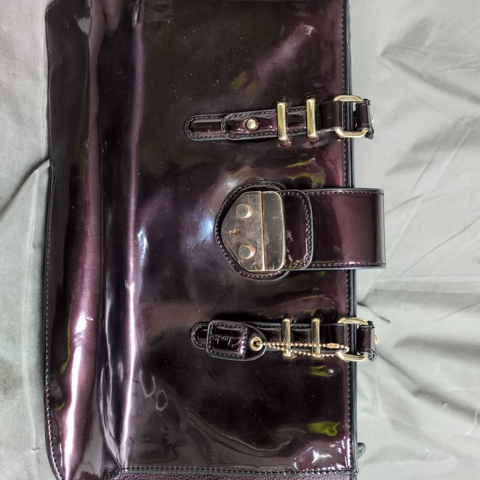BURGUNDY PATENT LEATHER HANDBAG WITH GOLD-TONE HARDWARE (TOP-HANDLE SATCHEL)