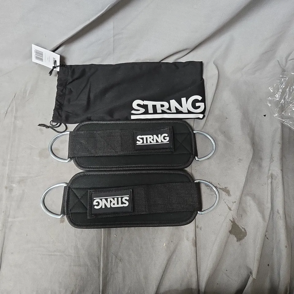 STRNG GYM STRAPS WITH D-RING ENDS – BOX OF APPROXIMATELY 20