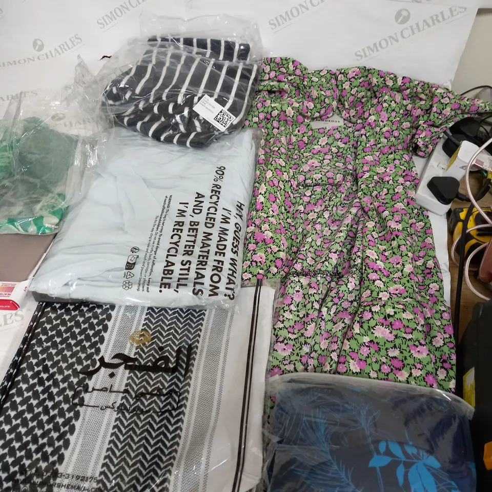 LARGE BOX OF ASSORTED CLOTHING ITEMS TO INCLUDE TOPS LINGERIE, DRESSES AND JUMPERS