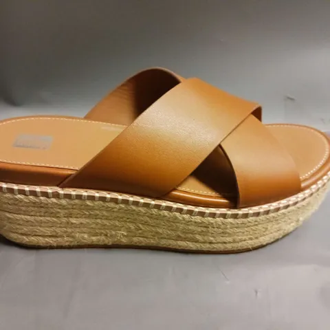 FITFLOP WEDGE SANDALS BROWN SIZE 6