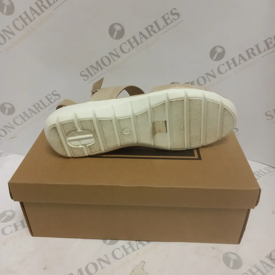 BOXED PAIR OF CUSHION WALK JEWELLED SANDALS IN GOLD - SIZE 6