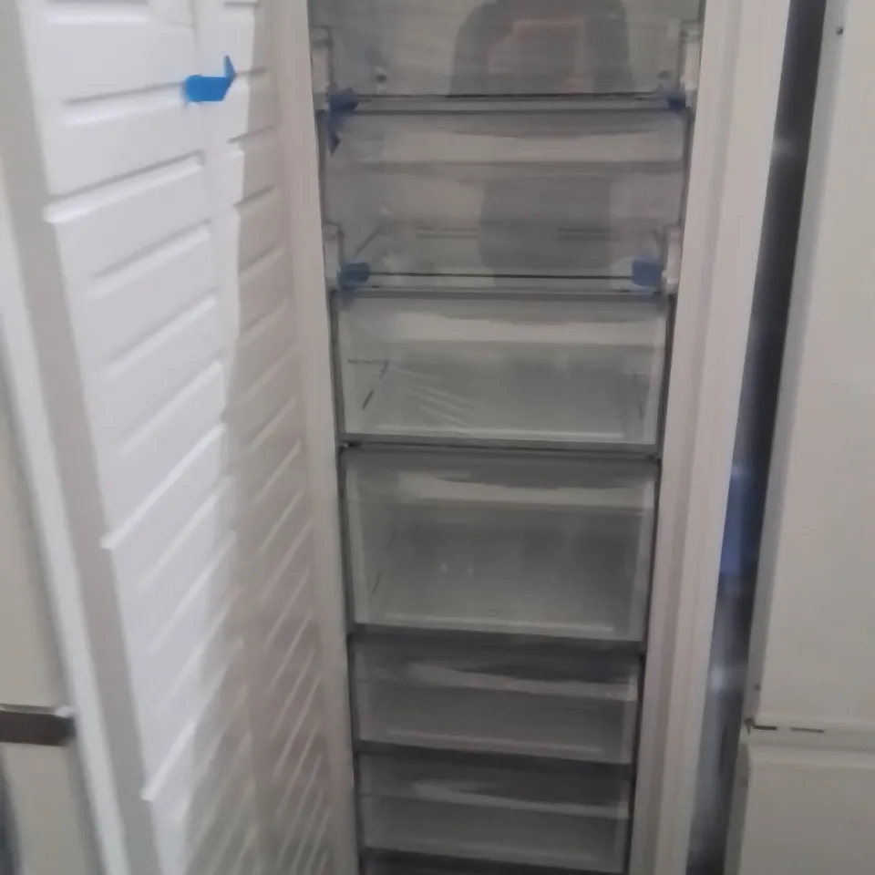 AEG LARGE 7 DRAWER FREZZER