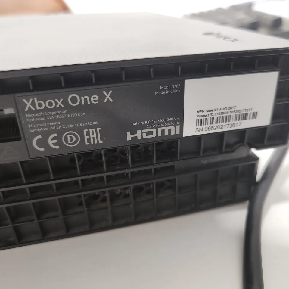 XBOX 1 X 1TB GAMES CONSOLE - BLACK