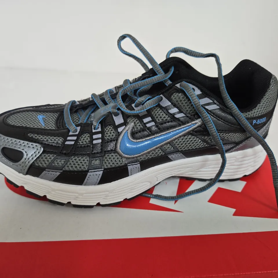 NIKE P6000 SIZE 4.5Y