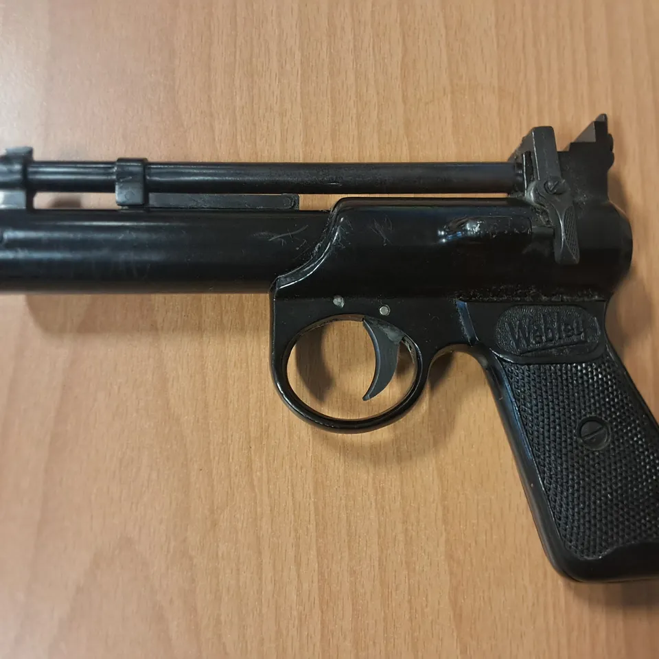 UNBOXED WEMBLEY JUNIOR MK 2 AIR PISTOL