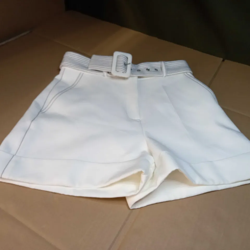 RIVER ISLAND WHITE BELTED SUIT SHORTS - SIZE 8