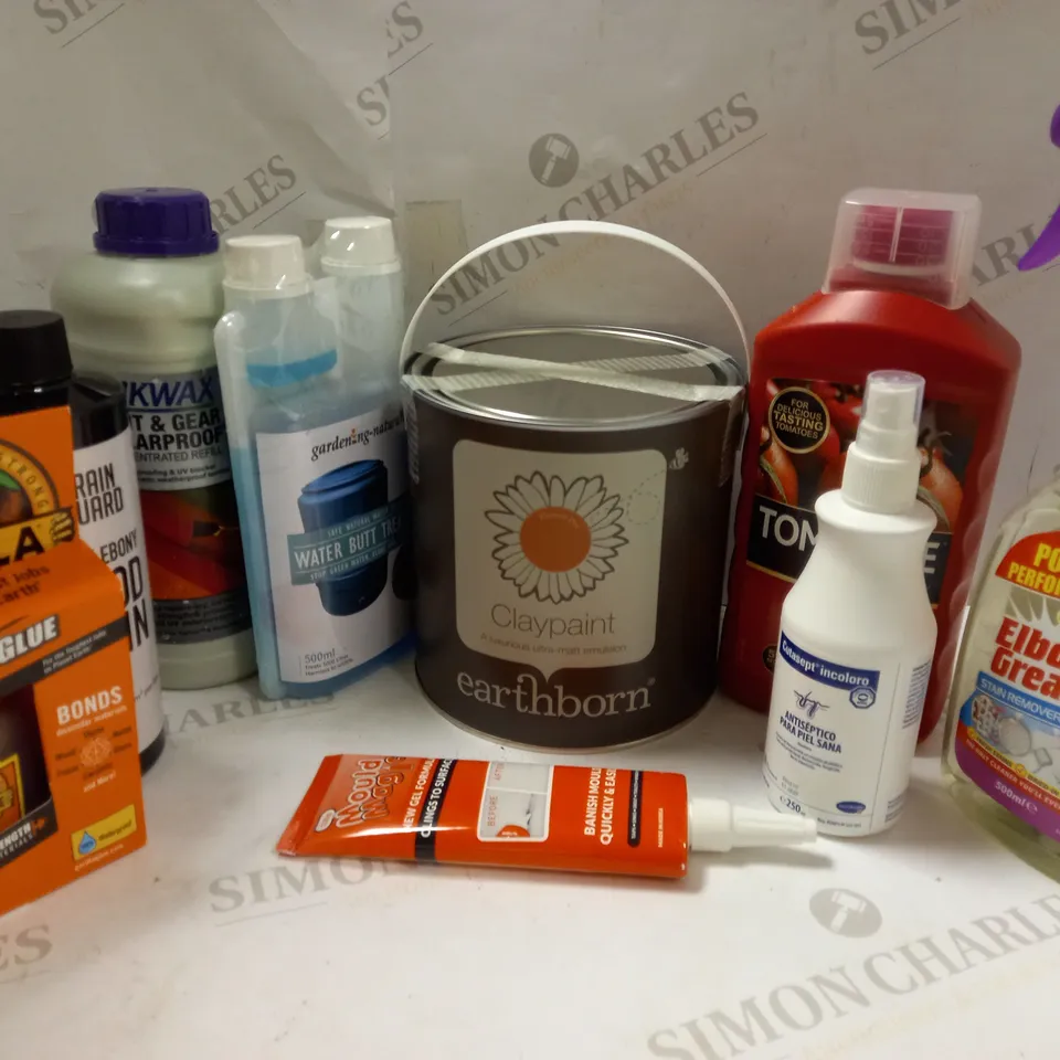 ASSORTED HOUSEHOLD ITEMS 