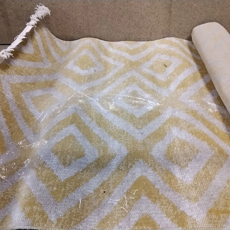 BRAND NEW PACO HOME 821 YELLOW-WHITE POCO RUG SIZE 80CM X 150CM 
