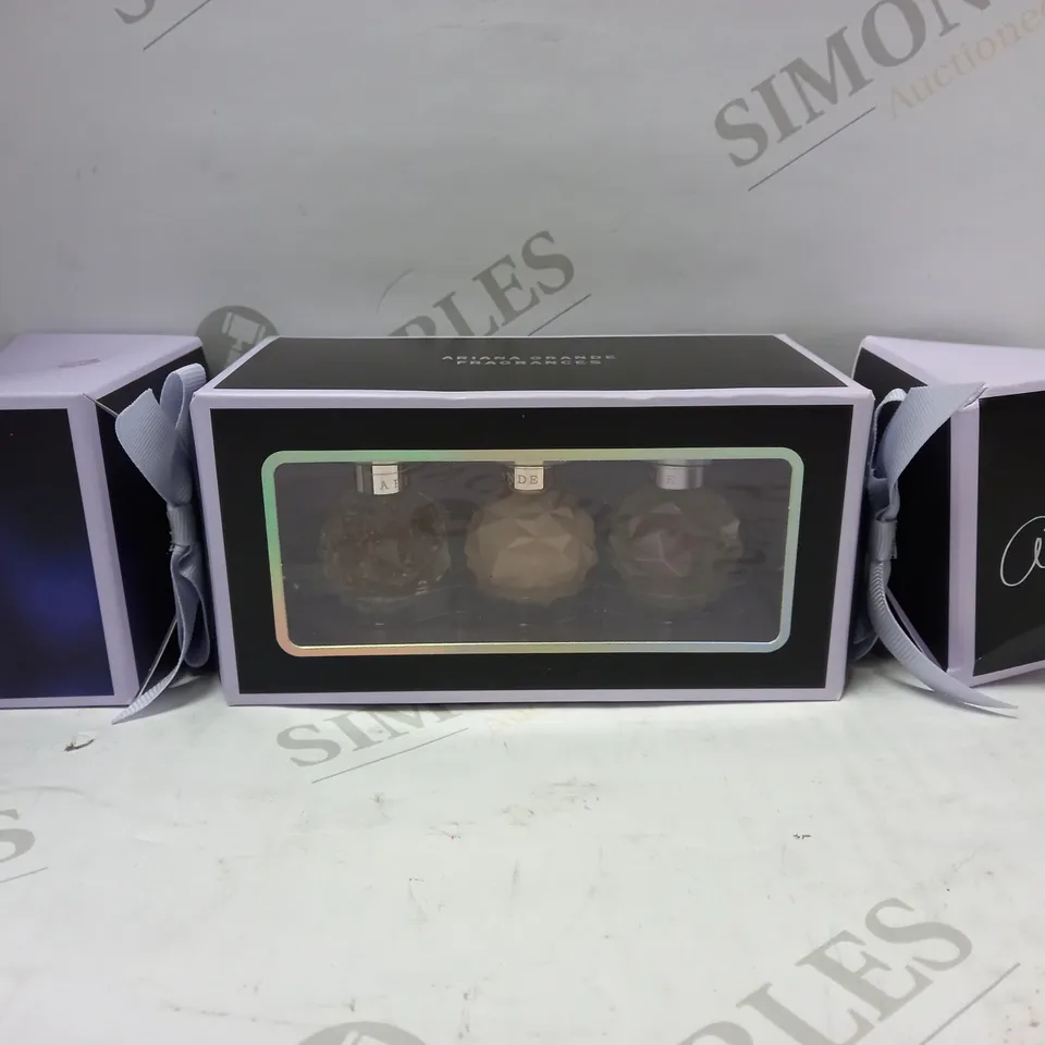 ARIANA GRANDE ARIANA GRANDE MINI EAU DE PARFUM SPRAY GIFT SET 