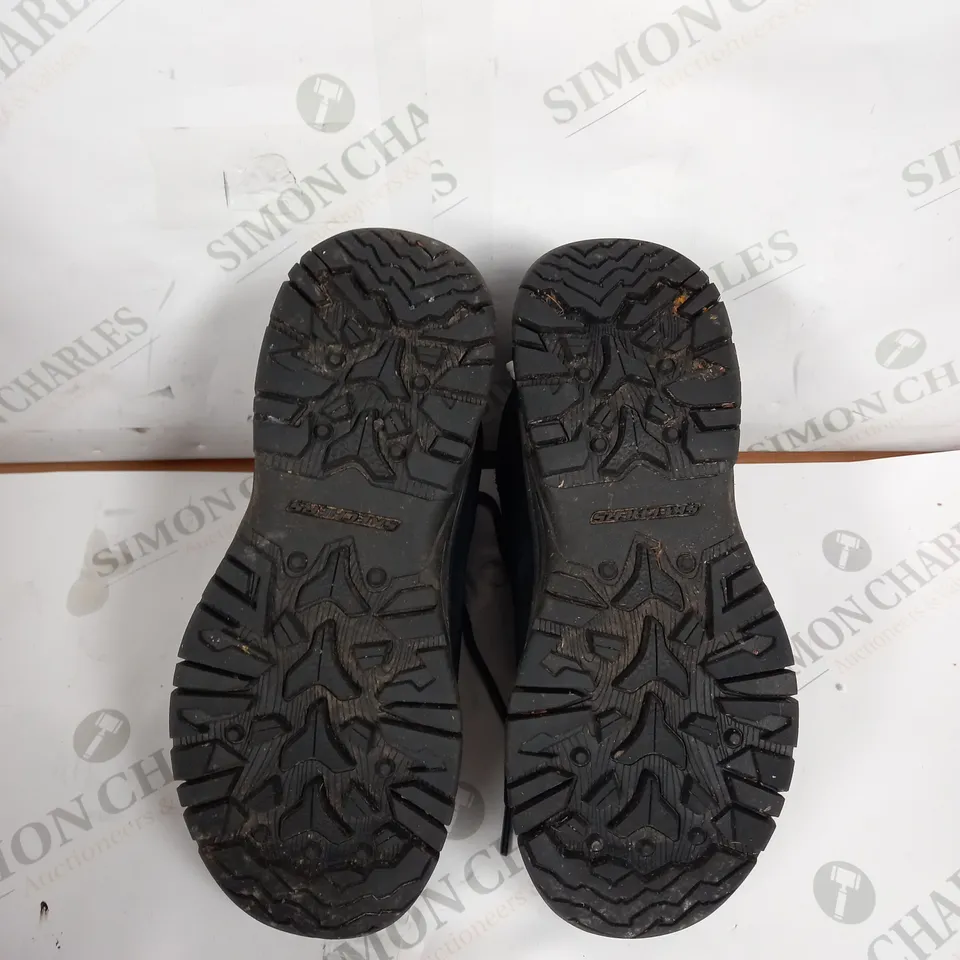 SKETCHERS BLACK HIKING BOOTS UK SIZE 6.5