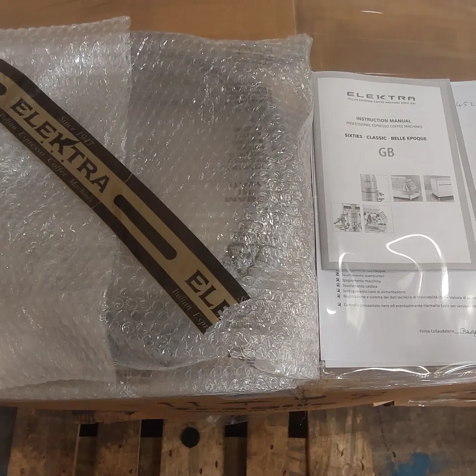 BRAND NEW BOXED ELECTRA BARLUME ESPRESSO 3-GROUP COMMERCIAL COFFEE MACHINE