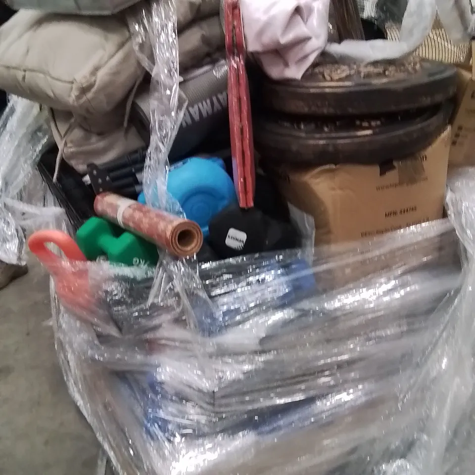 PALLET OF ASSORTED HOUSEHOLD GOODS AND PRODUCTS TO INCLUDE;FAN,PARASOL BASE,DUMBBELL,DOG CAGE