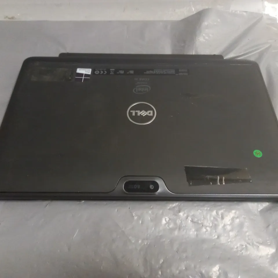 DELL VENUE 11 PRO 7140 LAPTOP IN BLACK