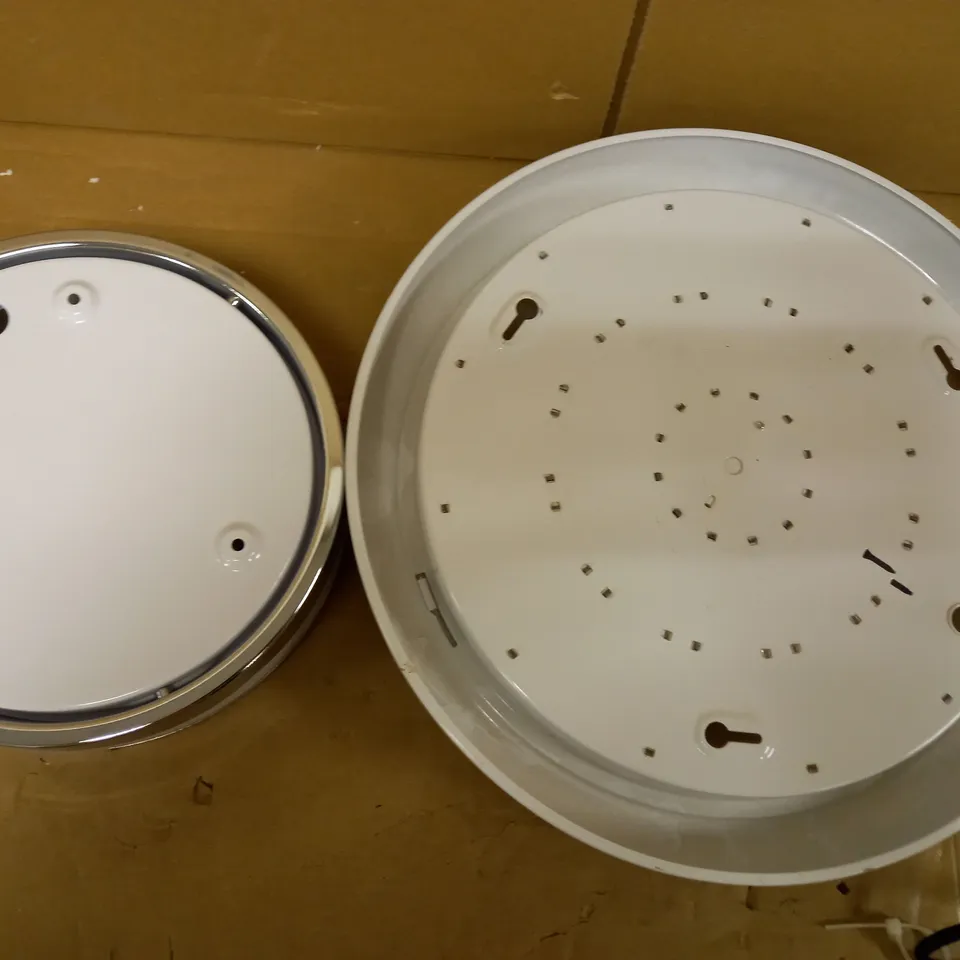 BOX OF MISCELLANEOUS LIGHTING & DECORATIVE ITEMS INCL, PHILIPS LIGHTBULBS & FAUX ORCHID