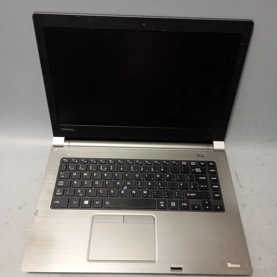 TOSHIBA TECRA A40-C LAPTOP IN SILVER