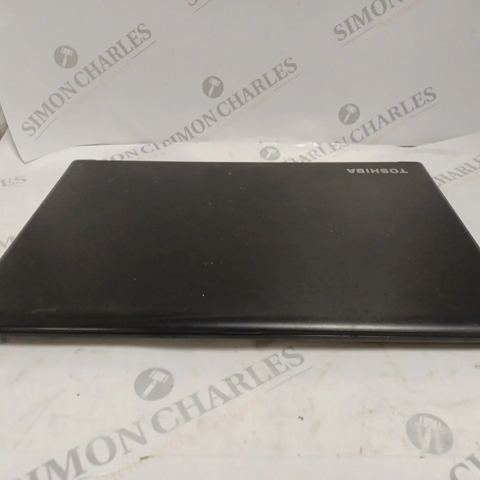 TOSHIBA SATELLITE PRO R50-B-12 LAPTOP