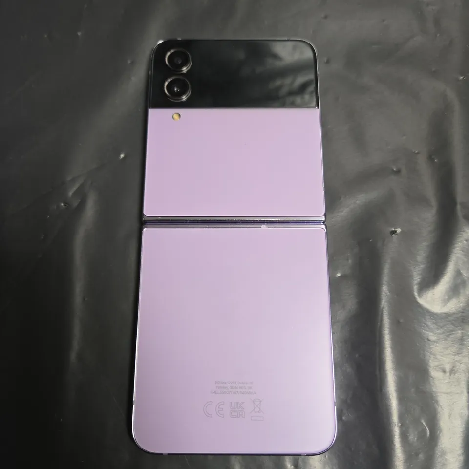 SAMSUNG GALAXY Z FOLD SMARTPHONE (MODEL UNSPECIFIED)