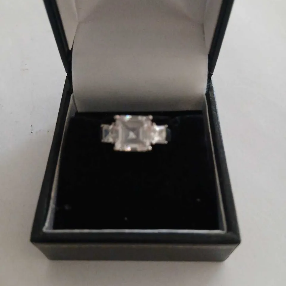 TEN ASSORTED STERLING SILVER RINGS