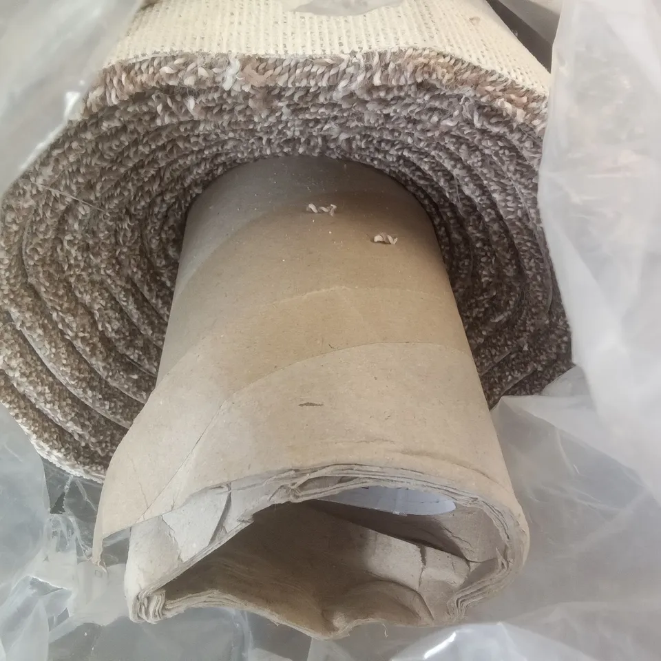 ROLL OF QUALITY NEW EC HEARTLAND HALLOW CARPET 5.2×4M
