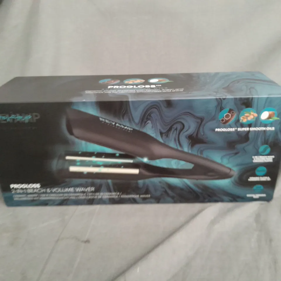 BOXED REVAMP 2-IN-1 BEACH & VOLUME PROFESSIONAL CERAMIC WAVER