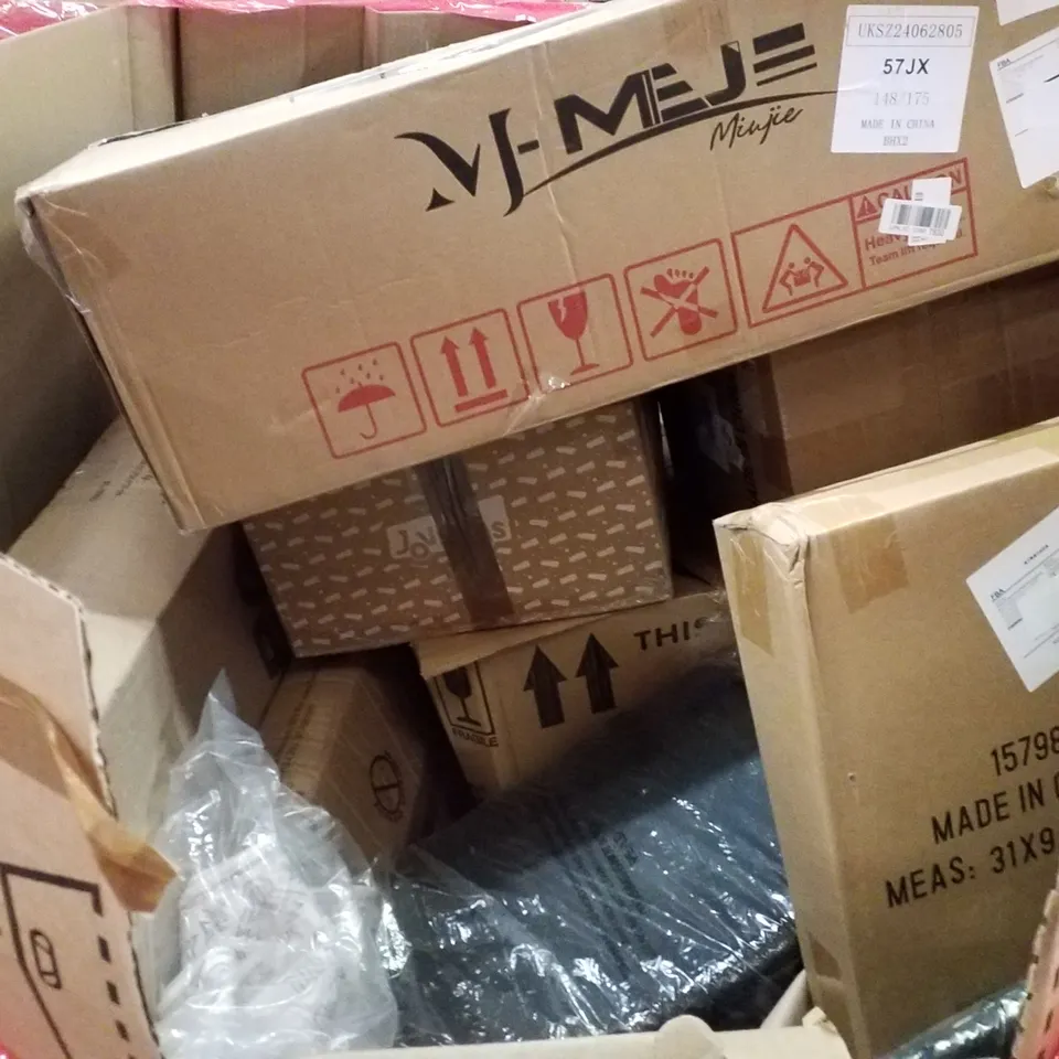 PALLET CONTAINING ASSORTED PRODUCTS INCLUDING POP UP TENT, MICROWAVE STAND, WEED BARRIER FABRIC, WOK & LAWN LEVELLING RAKE