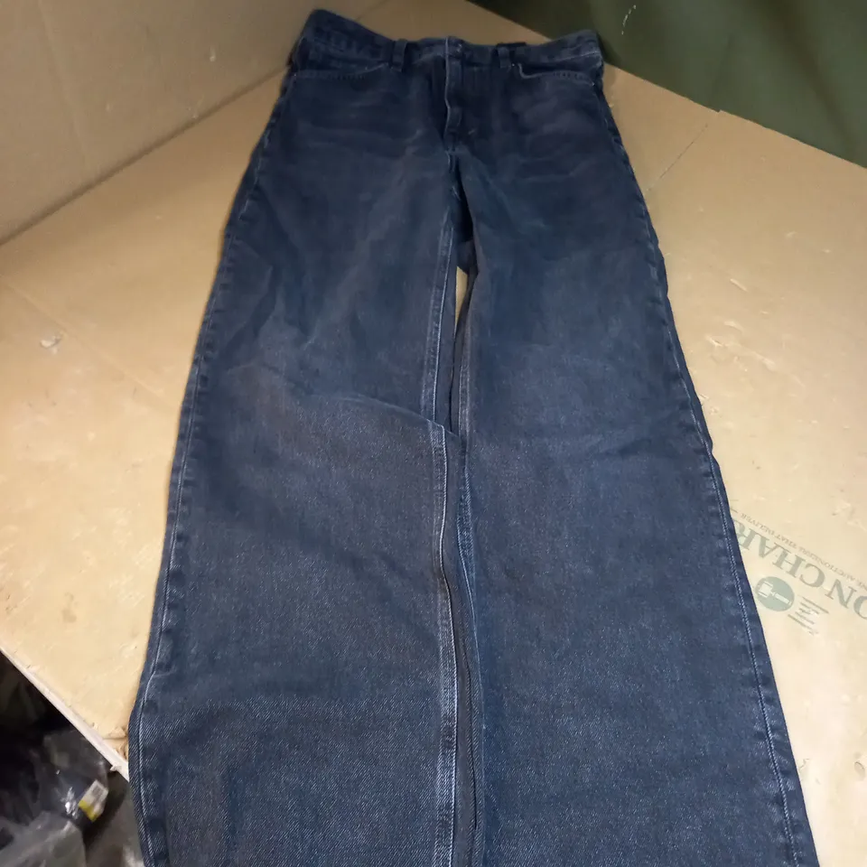 H&M BLACK DENIM JEANS SIZE 14