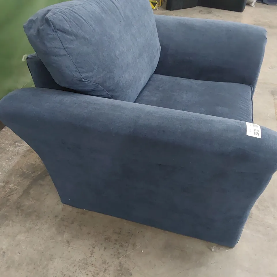 DESIGNER EASY CHAIR BLUE PLUS FABRIC 