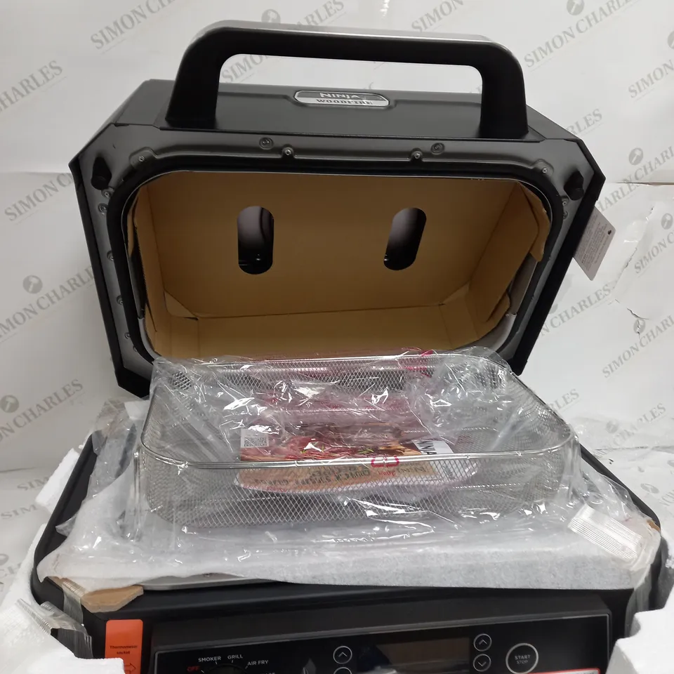 NINJA WOOD FIRE PRO XL ELECTRIC BBQ GRILL,SMART COOK SYSTEM BUILT IN THERMOMETER 