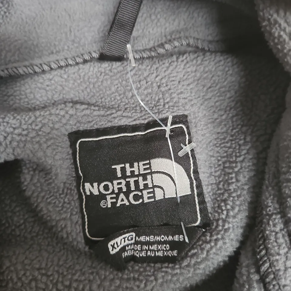 THE NORTH FACE MEN'S FLEECE JACKET – GREY/BLACK, UK XL (US XL)
