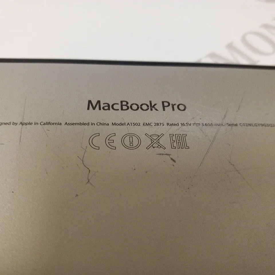 APPLE MACBOOK PRO (A1502 EARLY 2015)