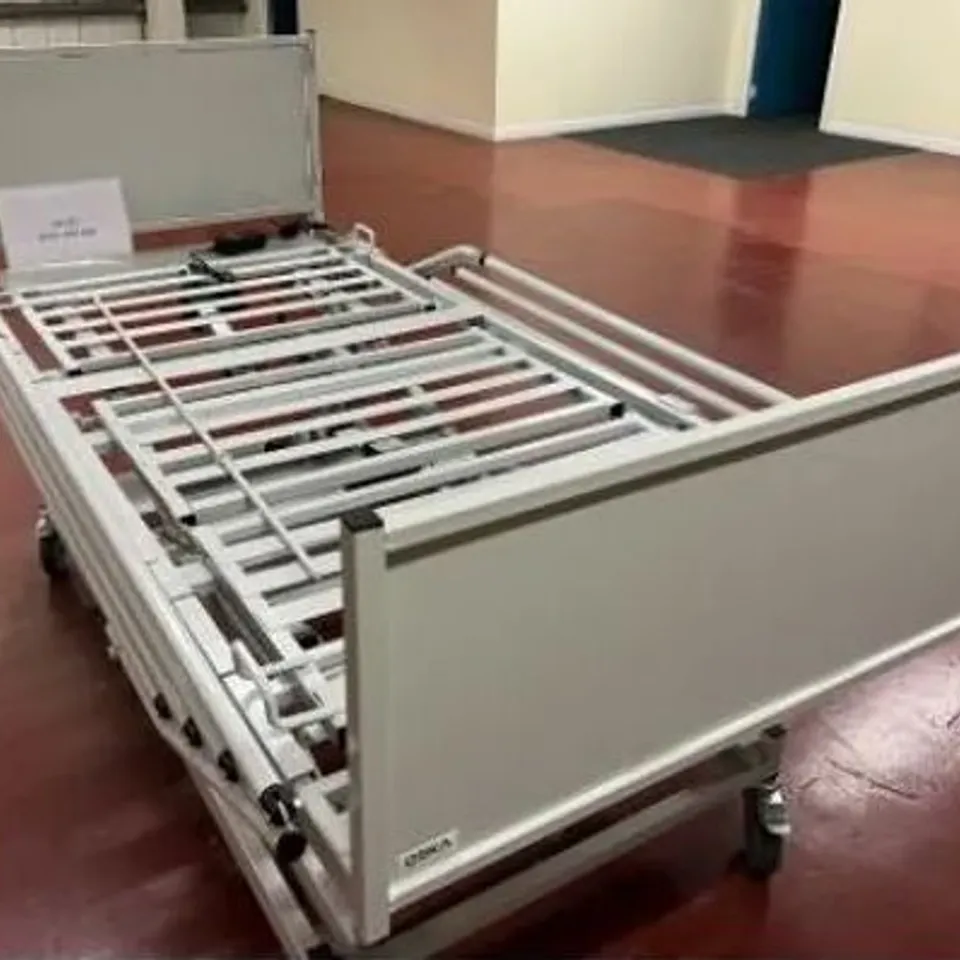 OSKA HOSPITAL BED MODEL 1004