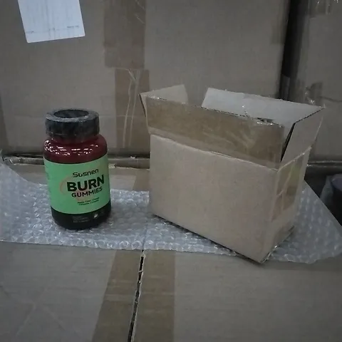BOXED AND BAGGED SUSNEN BURN GUMMIES APPLE CIDER VINEGAR + VITAMIN COMPLEX APPROX 50 PER BOX EXPIRY 23/07/2026