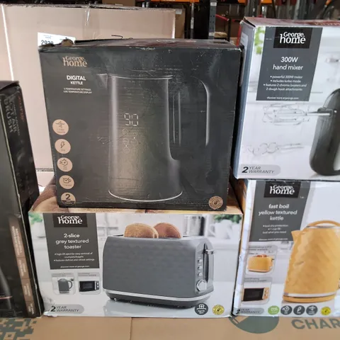 LOT OF 10 ASSORTED BOXED HOME APPLIANCE ITEMS TO INCLUDE TOASTE, KETTLE AND HOT AIR BRUSH