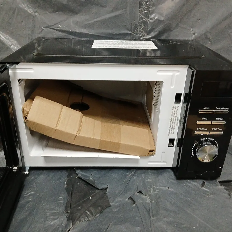 SWAN 20L 700W DIGITAL MICROWAVE IN BLACK - COLLECTION ONLY