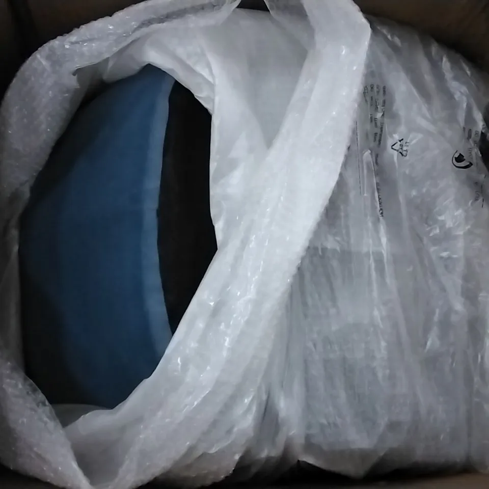 BOXED GALLEA DESK CHAIR BLUE 