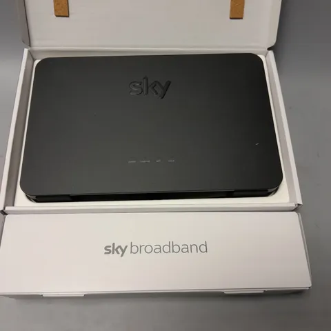SKY BROADBAND HUB - SR203HUK