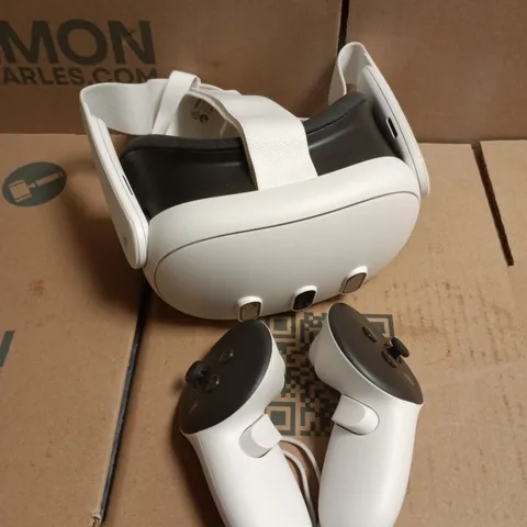 META QUEST 3 VIRTUAL REALITY HEADSET