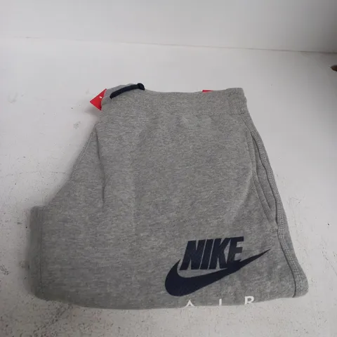 NIKE SLIM GREY SWEATPANTS – XL