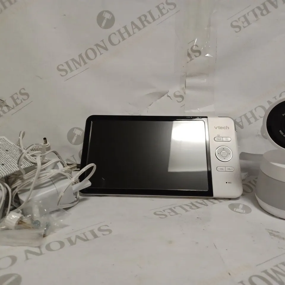 VTECH 7" SMART WIFI PAN AND TILT MONITOR