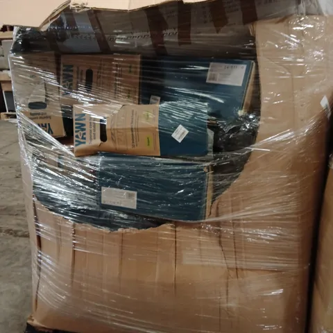 PALLET CONTAINING A LARGE QUANTITY OF SELF INFLATING AIR BEDS AND OTHER ASSORTED PRODUCTS