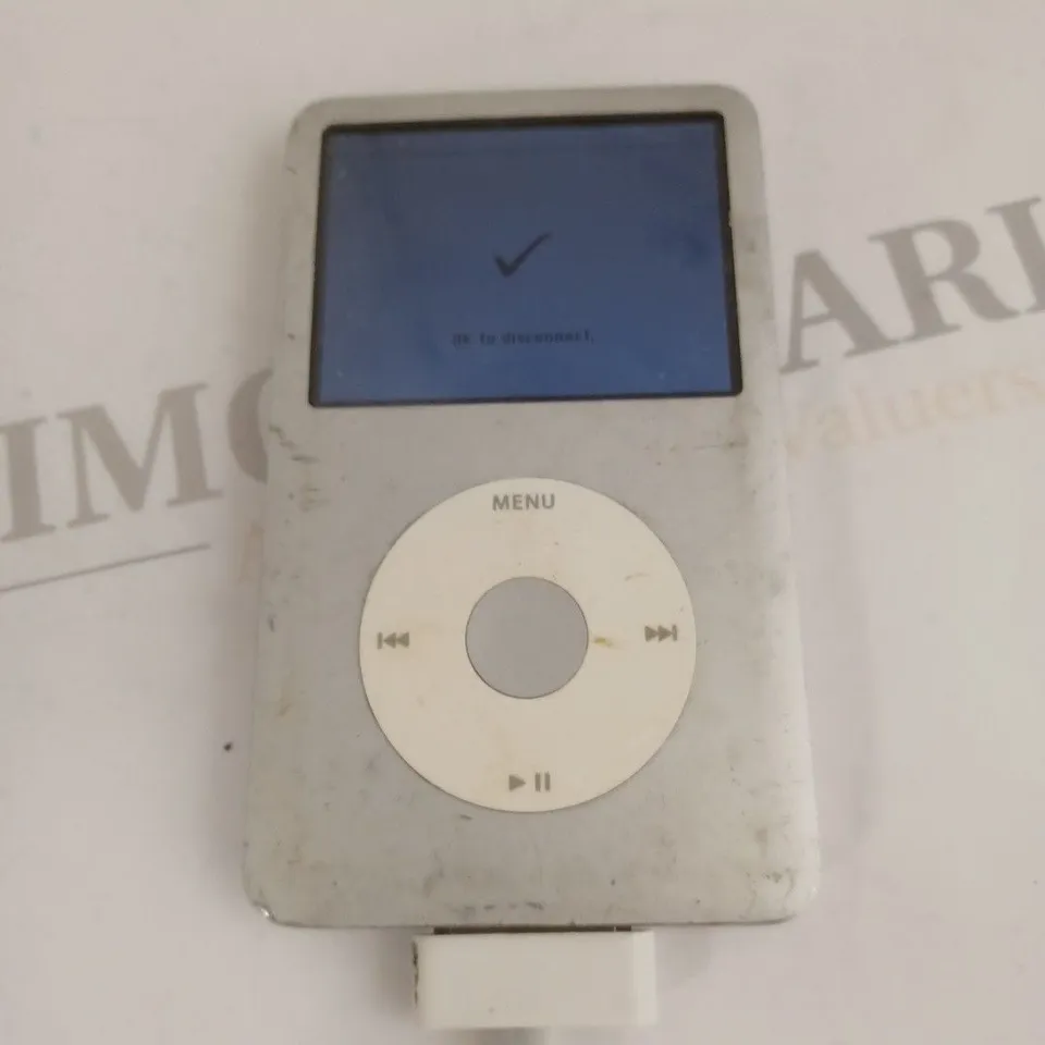 APPLE IPOD 120GB 