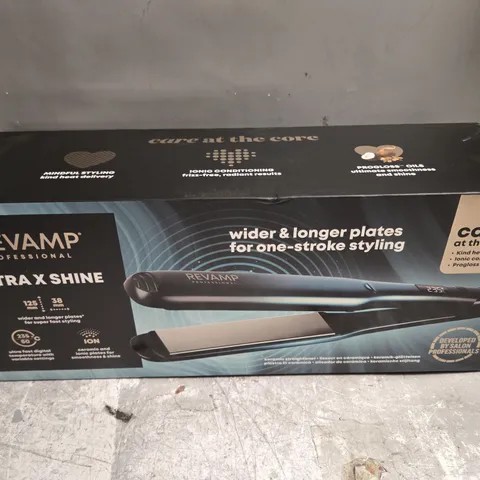 BOXED REVAMP PROFESSIONAL ULTRA X SHINE CERAMIC STRAIGHTENER