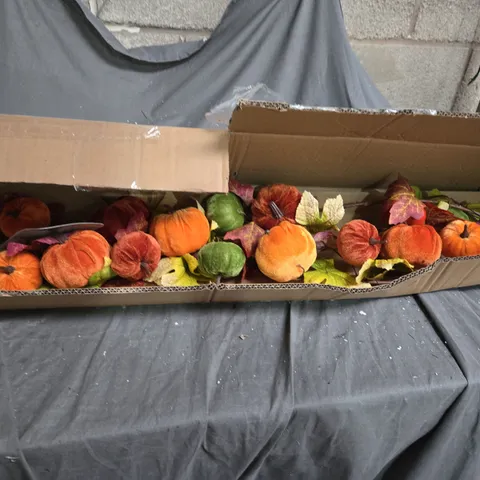 BOXED SMART AUTUMN MINIKIN PUMPKIN GARLAND