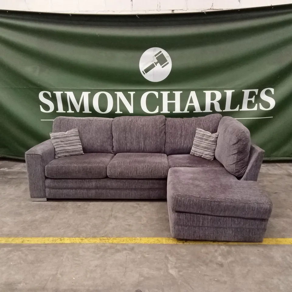 MINC FABRIC RIGHT HAND CORNER CHAISE SOFA RRP £1679