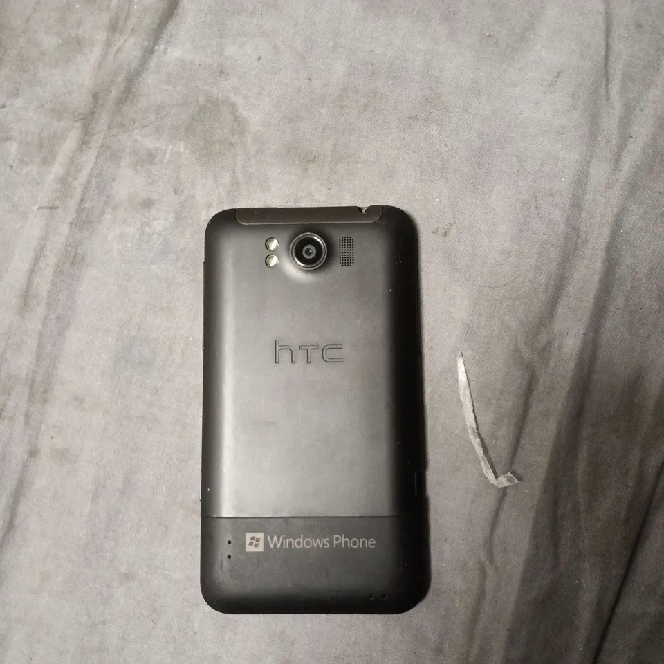 HTC WINDOWS PHONE SMARTPHONE – BLACK 