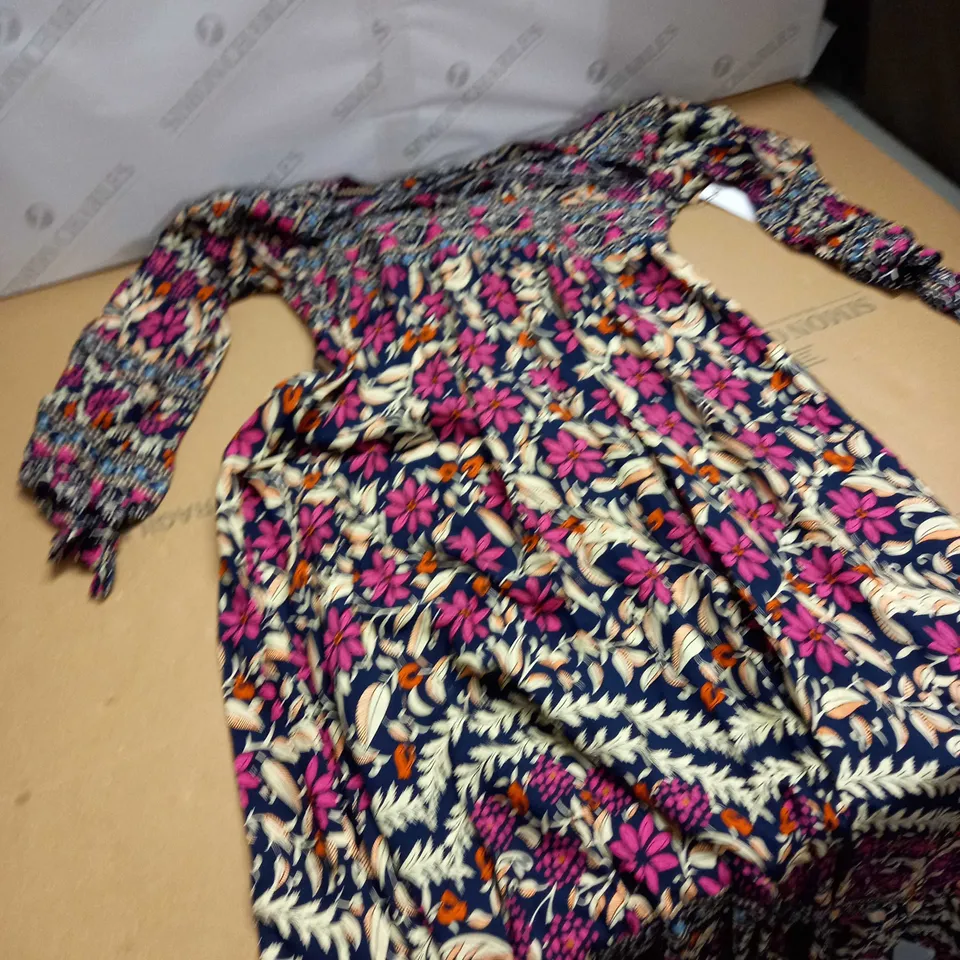 RAMON BORDER PRINT MAXI DRESS SIZE 20