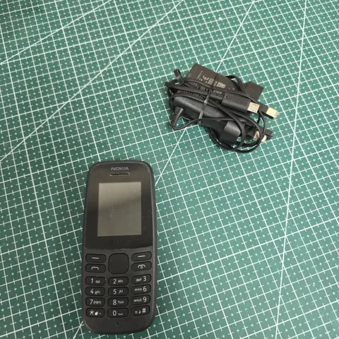 NOKIA MOBILE PHONE – CHARGER INCLUDED