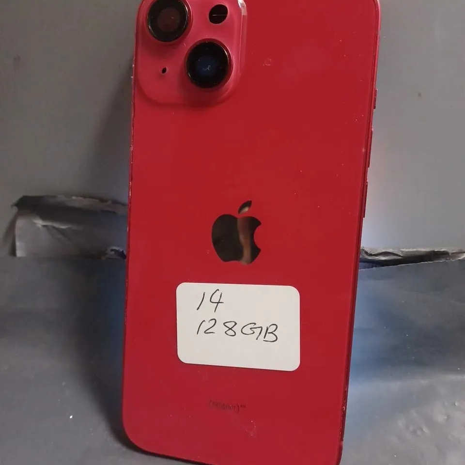 APPLE IPHONE 14 IN RED 