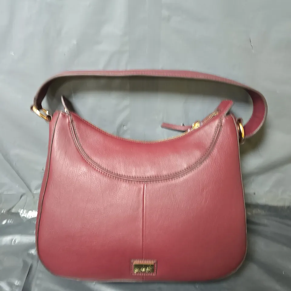BEN DE LISI MAROON LEATHER HAND BAG